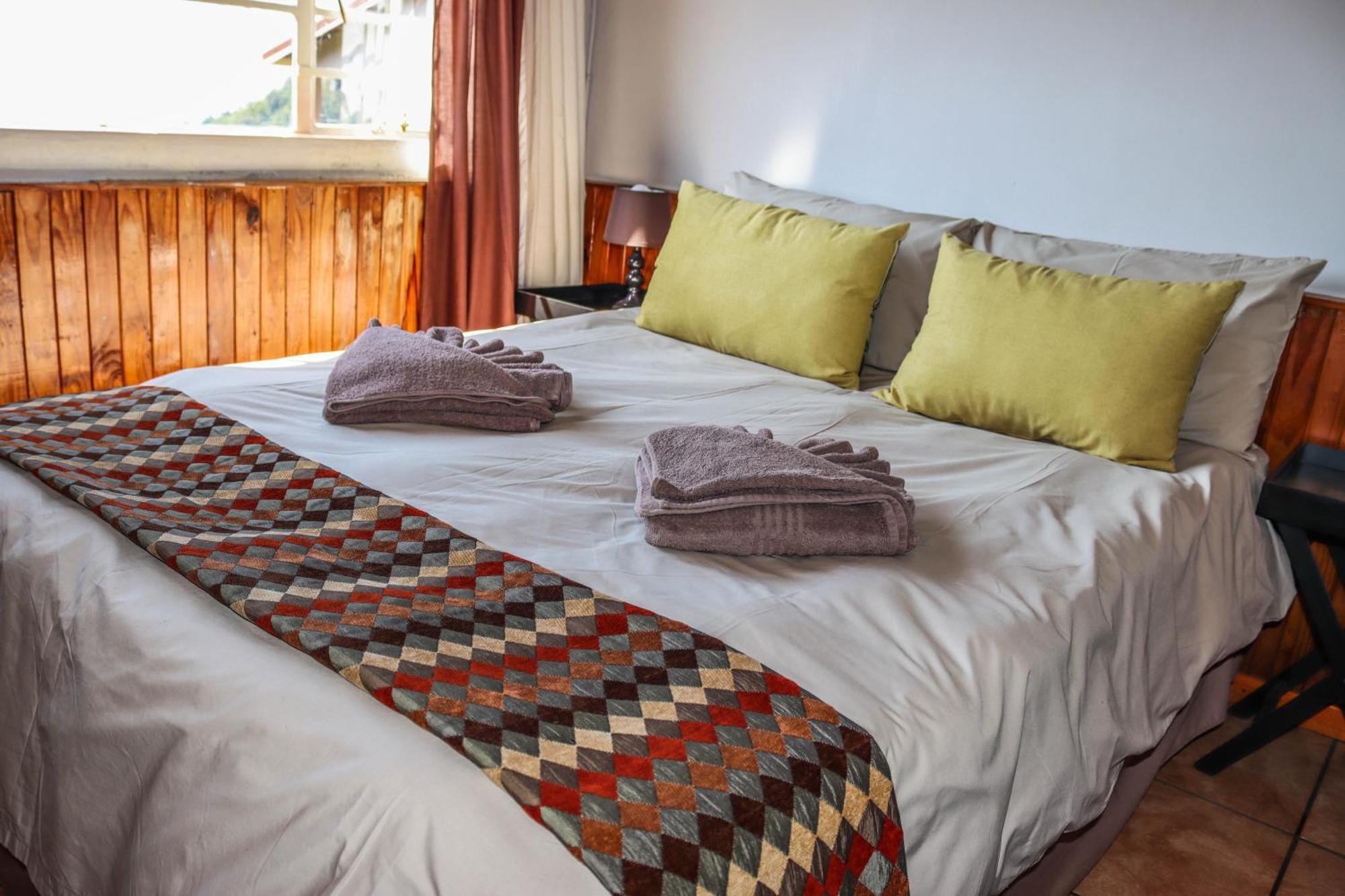 Panorama Chalets & Rest Camp Граскоп Экстерьер фото