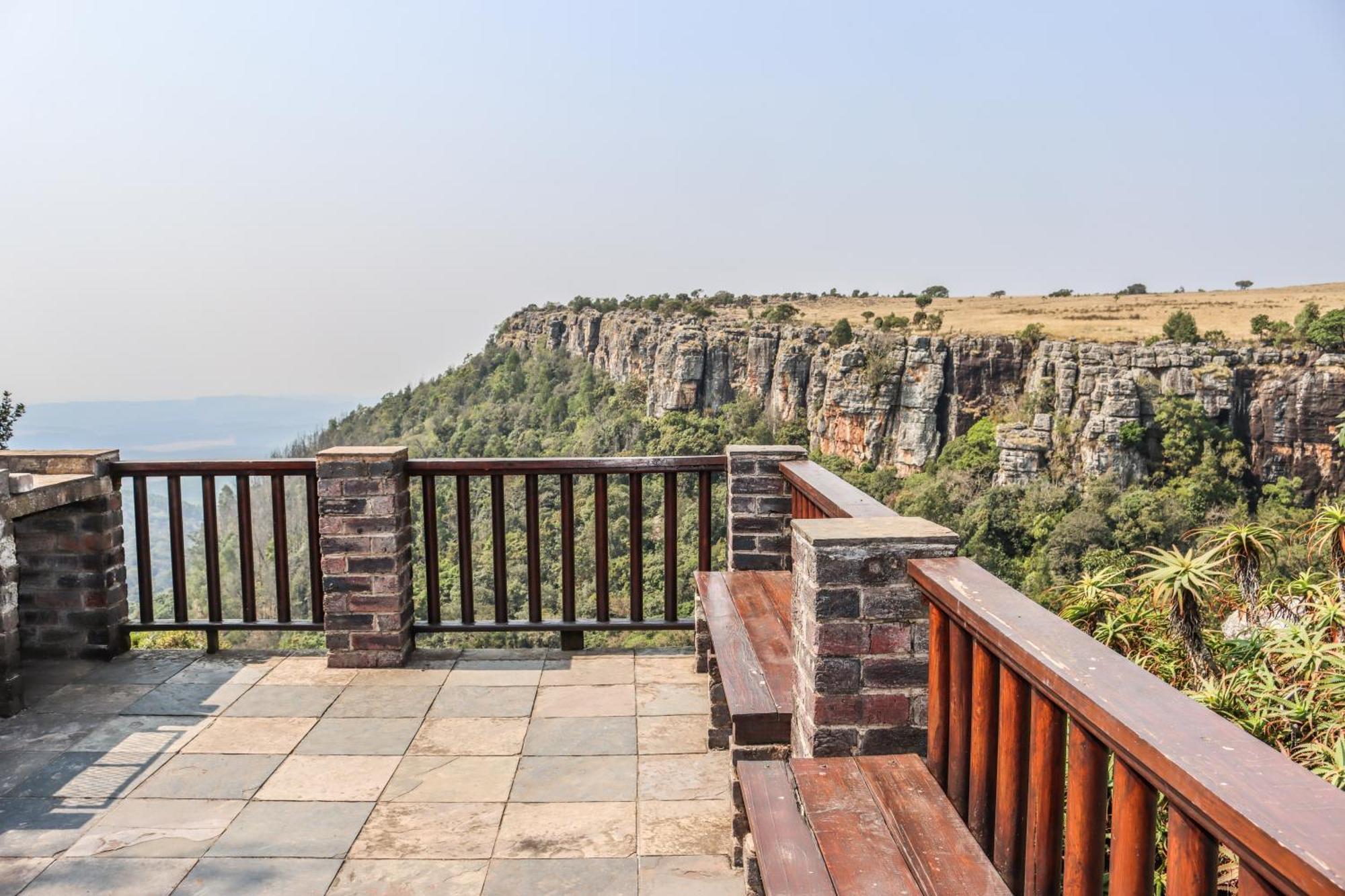 Panorama Chalets & Rest Camp Граскоп Экстерьер фото